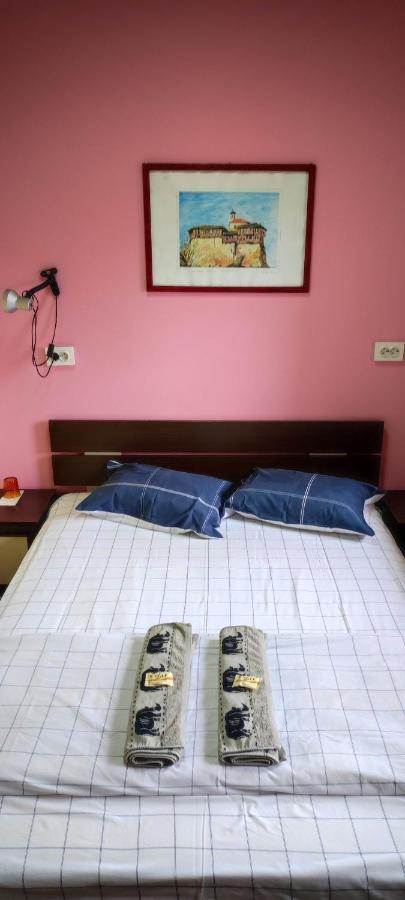 Стаи За Гости Ореха Троян Private Rooms Oreha Exterior foto